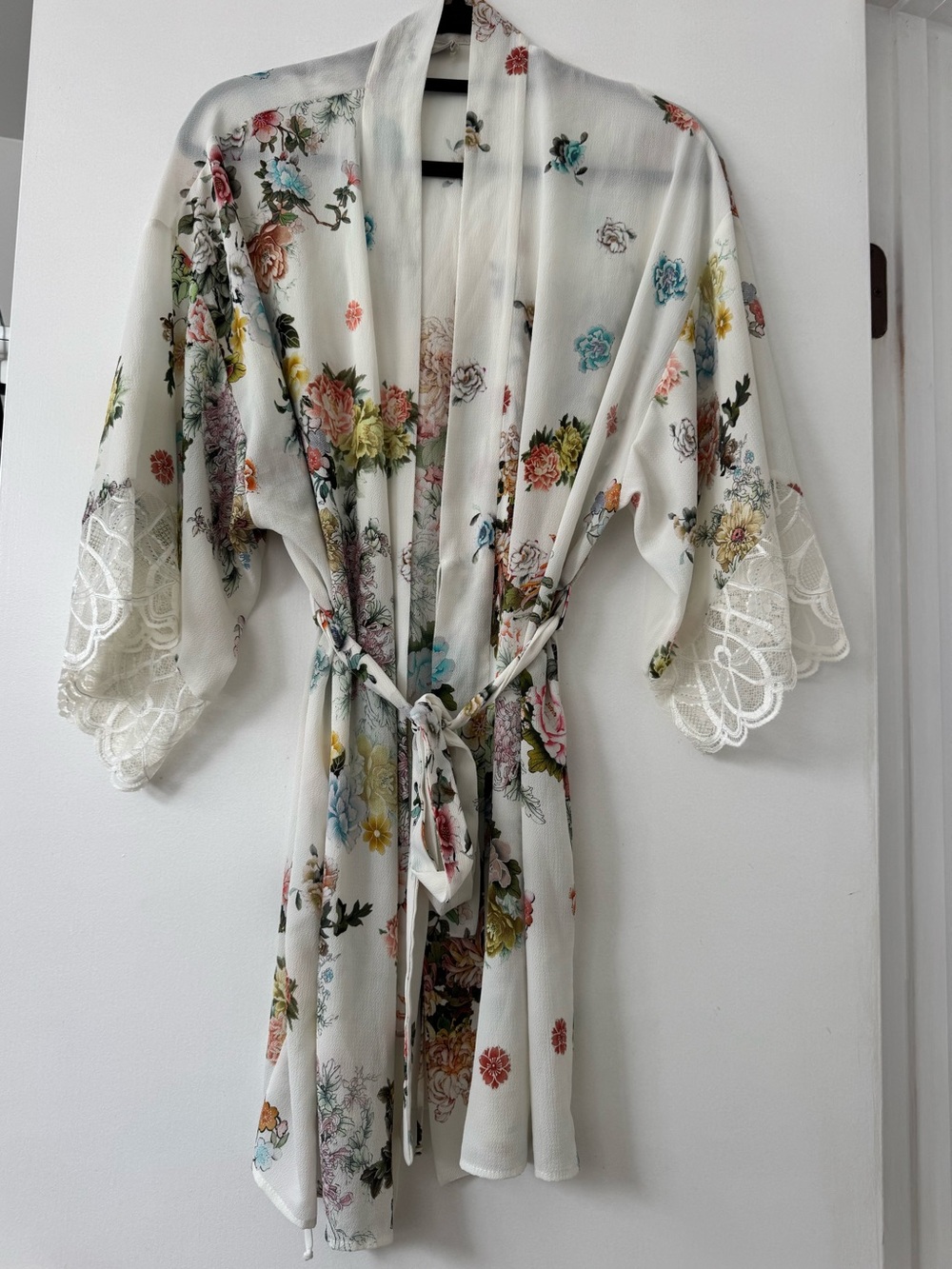 Flora Nikrooz Floral Robe Size Medium